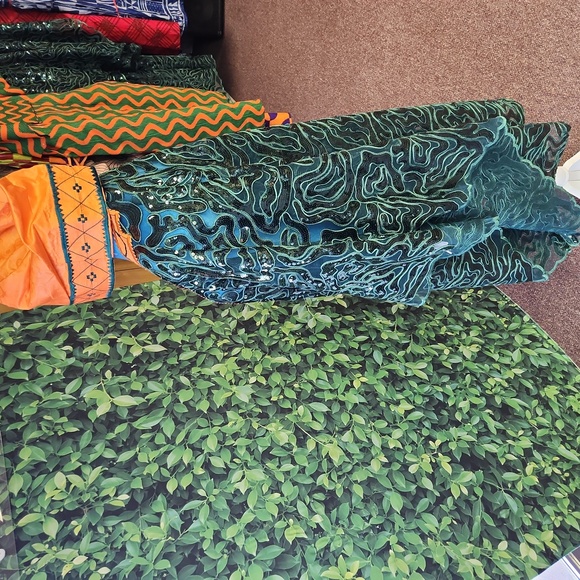 An African attire - Picture 7 of 8